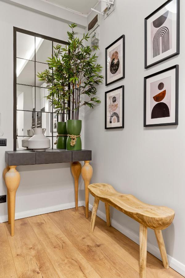 Tova Pearl Ultracentral - Romana Square Subway Apartment Букурещ Екстериор снимка