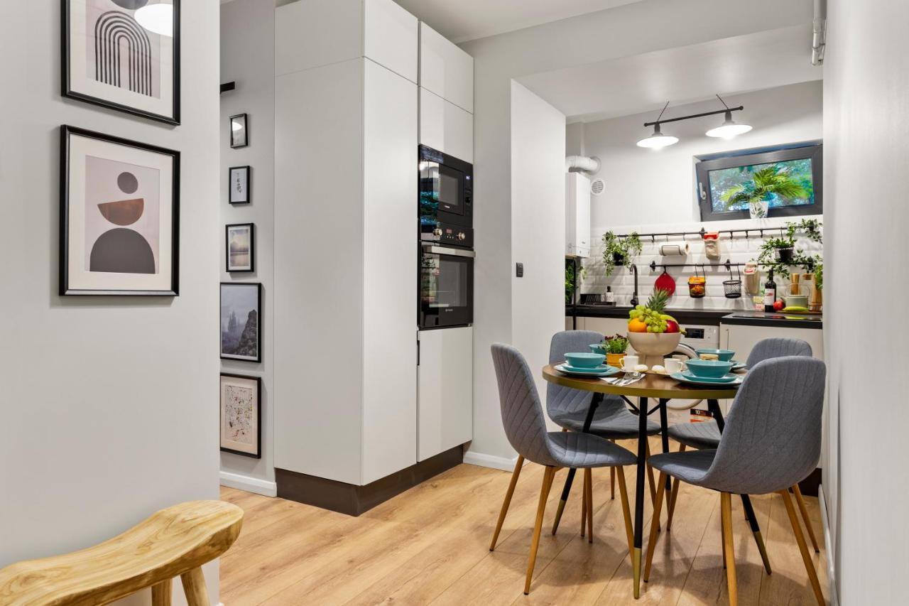 Tova Pearl Ultracentral - Romana Square Subway Apartment Букурещ Екстериор снимка